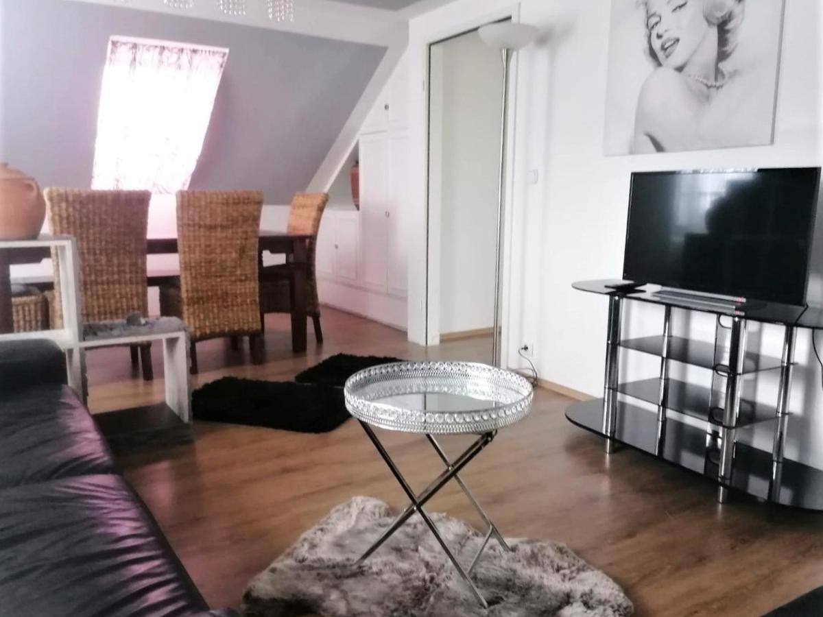 Gemuetliche Apartments In Niederdorfelden Экстерьер фото