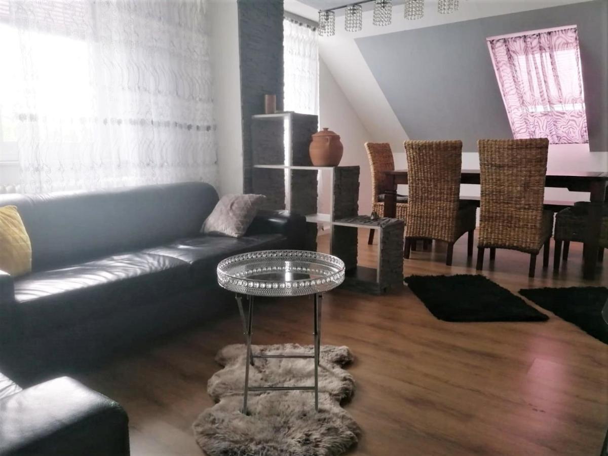 Gemuetliche Apartments In Niederdorfelden Экстерьер фото